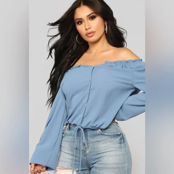 💫FASHION NOVA💫 Lady In Waiting Top - Picture 2 of 7